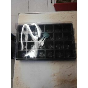   Palántatálca Készlet 37x23x10,5cm 24-es Betéttel Fedeles 5 Részes