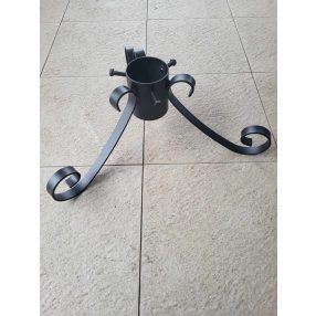 Karácsonyfatalp Klasszikus Alakú Közepes Méretű